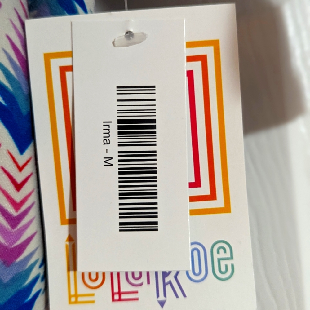 NWT LuLaRoe SO SOFT Irma M white pink blue purple arrows arrow like